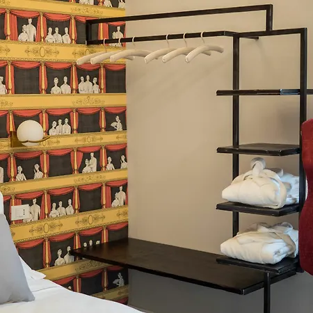 Family Affair Luxury Rooms&suites Panzió Palermo