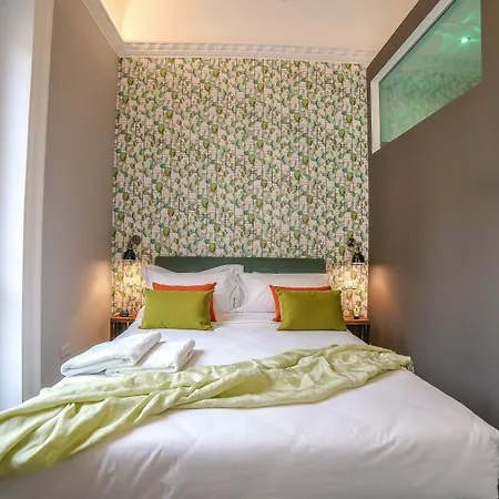 Family Affair Luxury Rooms&suites 4*