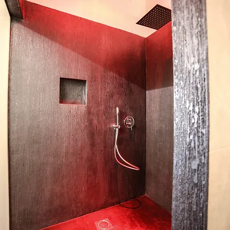 Family Affair Luxury Rooms&suites 4*