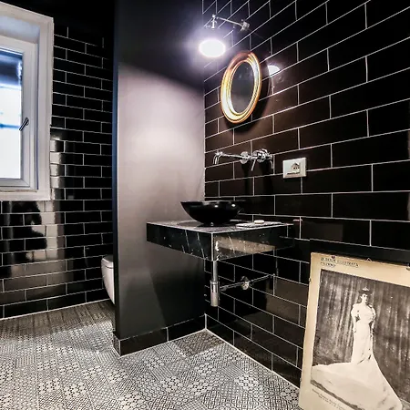 Family Affair Luxury Rooms&suites 4*