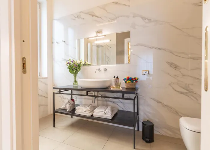 住宿加早餐酒店 Family Affair Luxury Rooms&suites 4*