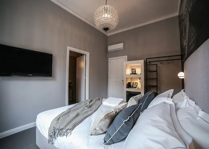 Family Affair Luxury Rooms&suites 巴勒莫