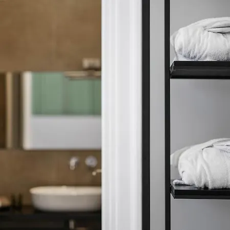 Family Affair Luxury Rooms&suites باليرمو