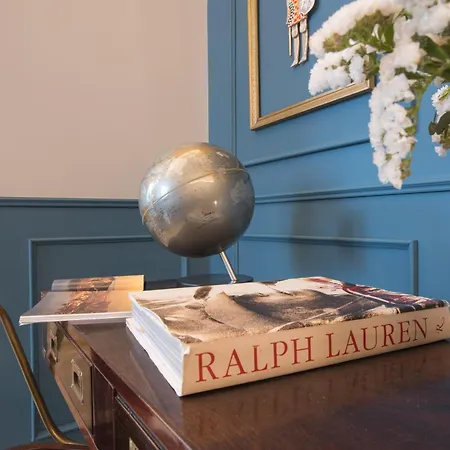فندق مبيت وإفطار Family Affair Luxury Rooms&suites 2*